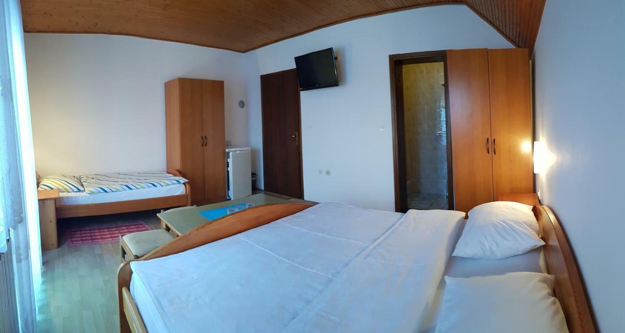 House Anamarija Hotel Seliste Dreznicko Exterior photo